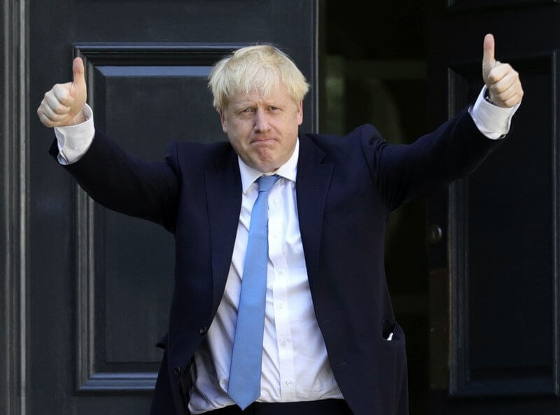 Boris-Johnson-enters-Buckingham-Palace-as-British-PM