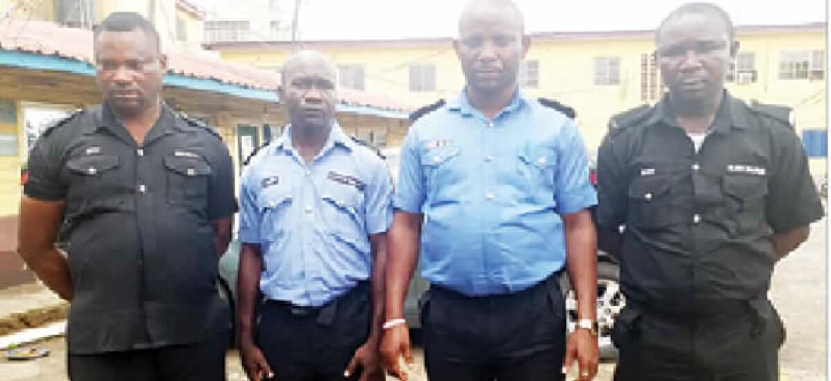 Four-policemen-remanded-for-killing-phone-thieves