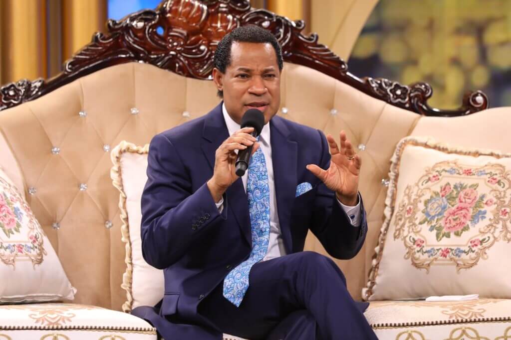us-protests-scheme-to-throw-out-police-implant-microchips-oyakhilome